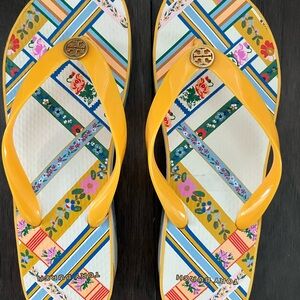 Tory Burch size 7 wedge thong sandals
